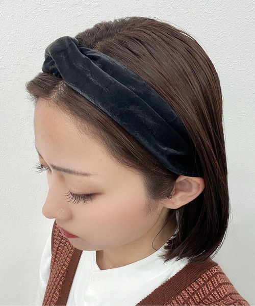 PairPair(ペアペア)の「ネジリカチューシャ(カチューシャ・レディース・ブラック/ブラウン系その他・FREE)」の2枚目の写真