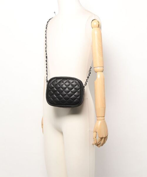 ANDGEEBEE（アンジービー）の「キルティングショルダーバッグ（ショルダーバッグ・レディース・アイボリー/ブラック・FREE）」の20枚目の写真