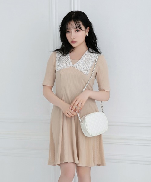 ANDGEEBEE（アンジービー）の「キルティングショルダーバッグ（ショルダーバッグ・レディース・アイボリー/ブラック・FREE）」の2枚目の写真