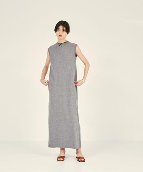 BRACTMENT（ブラクトメント）の「『BRACTMENT(ブラクトメント)』 BM デザインカット ノースリーブ ワンピース（ワンピース・レディース・グレー/オフホワイト/オリーブ・FREE）」の5枚目の写真