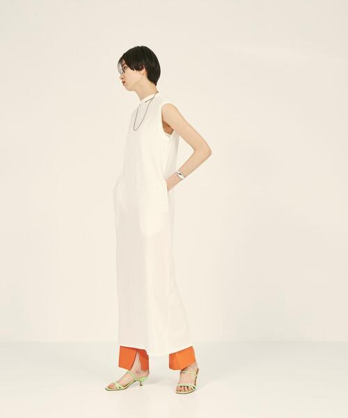 BRACTMENT（ブラクトメント）の「『BRACTMENT(ブラクトメント)』 BM デザインカット ノースリーブ ワンピース（ワンピース・レディース・グレー/オフホワイト/オリーブ・FREE）」の6枚目の写真