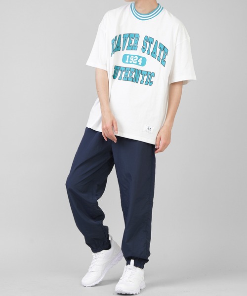 SPINNS（スピンズ）の「【ゆるシルエット】リブラインカレッジロゴ半袖Tシャツ（Tシャツ/カットソー・メンズ・ホワイト/ダークグリーン/ネイビー/イエロー/ダークブルー/ワイン・ONESIZE）」の9枚目の写真