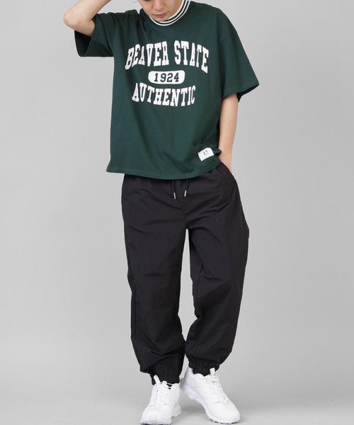 SPINNS（スピンズ）の「【ゆるシルエット】リブラインカレッジロゴ半袖Tシャツ（Tシャツ/カットソー・メンズ・ホワイト/ダークグリーン/ネイビー/イエロー/ダークブルー/ワイン・ONESIZE）」の10枚目の写真