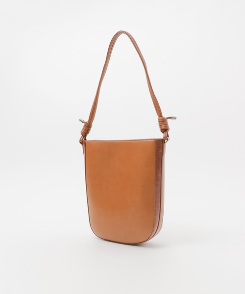 SENSE OF PLACE by URBAN RESEARCH(センスオブプレイスバイアーバンリサーチ)の「ハーフラウンドコンビトートバッグ(ショルダーバッグ・レディース・キャメル/ブラウン/ブラック・ONE)」の7枚目の写真