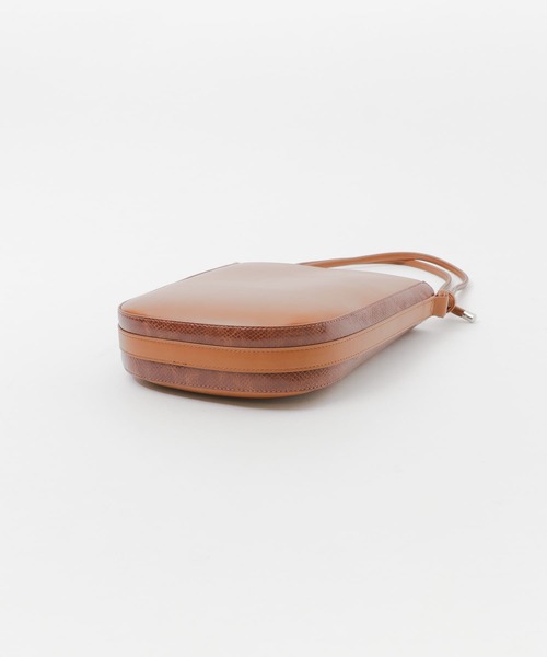 SENSE OF PLACE by URBAN RESEARCH(センスオブプレイスバイアーバンリサーチ)の「ハーフラウンドコンビトートバッグ(ショルダーバッグ・レディース・キャメル/ブラウン/ブラック・ONE)」の8枚目の写真