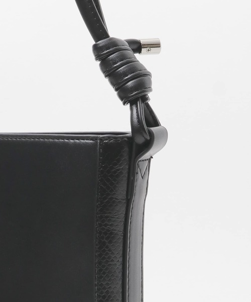 SENSE OF PLACE by URBAN RESEARCH(センスオブプレイスバイアーバンリサーチ)の「ハーフラウンドコンビトートバッグ(ショルダーバッグ・レディース・キャメル/ブラウン/ブラック・ONE)」の13枚目の写真