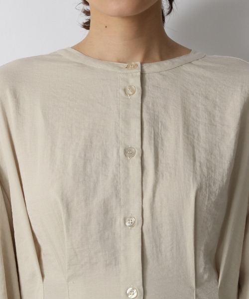 LOWRYS FARM（ローリーズファーム）の「タックボリュームワンピースＳＳ　949025（ワンピース・レディース・チャコールグレー/パープル/アイボリー・FREE）」の8枚目の写真