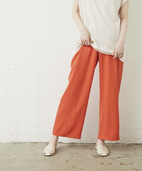 kivi（キヴィ）の「タックラフパンツ（その他パンツ・レディース・オレンジ/グリーン/アイボリー/レッド系その他/ブラック/ダークグリーン/ベージュ/ピンク/ブルー・M/L）」の9枚目の写真