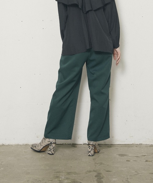 kivi（キヴィ）の「タックラフパンツ（その他パンツ・レディース・オレンジ/グリーン/アイボリー/レッド系その他/ブラック/ダークグリーン/ベージュ/ピンク/ブルー・M/L）」の21枚目の写真