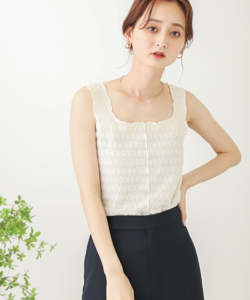 SENSE OF PLACE by URBAN RESEARCH（センスオブプレイスバイアーバンリサーチ）の「メローキリカエスクエアネックタンクトップ（タンクトップ・レディース・ブラック/グリーン/アイボリー・ONE）」の10枚目の写真