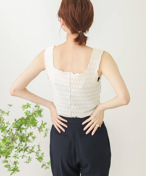 SENSE OF PLACE by URBAN RESEARCH（センスオブプレイスバイアーバンリサーチ）の「メローキリカエスクエアネックタンクトップ（タンクトップ・レディース・ブラック/グリーン/アイボリー・ONE）」の16枚目の写真