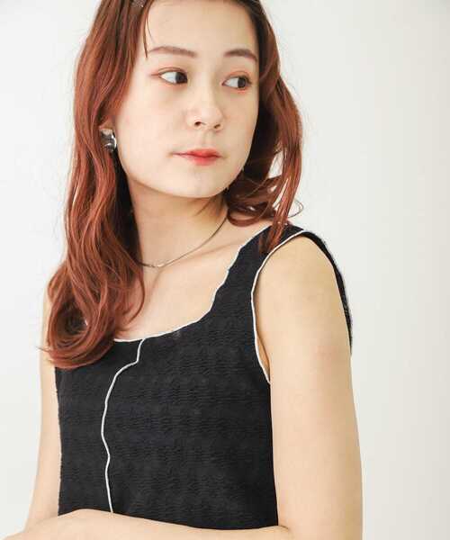 SENSE OF PLACE by URBAN RESEARCH（センスオブプレイスバイアーバンリサーチ）の「メローキリカエスクエアネックタンクトップ（タンクトップ・レディース・ブラック/グリーン/アイボリー・ONE）」の17枚目の写真