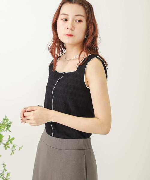 SENSE OF PLACE by URBAN RESEARCH（センスオブプレイスバイアーバンリサーチ）の「メローキリカエスクエアネックタンクトップ（タンクトップ・レディース・ブラック/グリーン/アイボリー・ONE）」の6枚目の写真