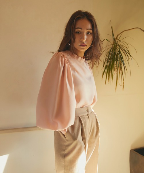 RANDEBOO（ランデブー）の「Volume sleeve blouse（シャツ/ブラウス・レディース・ブラック/ピンク/アイボリー・FREE）」の18枚目の写真