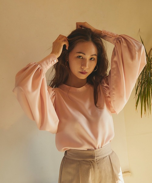 RANDEBOO（ランデブー）の「Volume sleeve blouse（シャツ/ブラウス・レディース・ブラック/ピンク/アイボリー・FREE）」の13枚目の写真