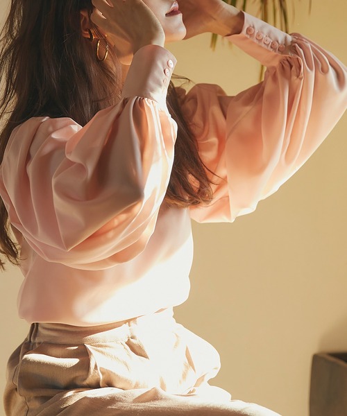 RANDEBOO（ランデブー）の「Volume sleeve blouse（シャツ/ブラウス・レディース・ブラック/ピンク/アイボリー・FREE）」の15枚目の写真