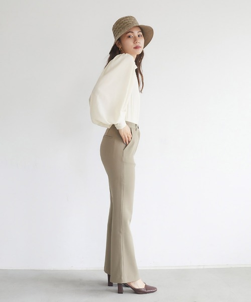 RANDEBOO（ランデブー）の「Volume sleeve blouse（シャツ/ブラウス・レディース・ブラック/ピンク/アイボリー・FREE）」の17枚目の写真