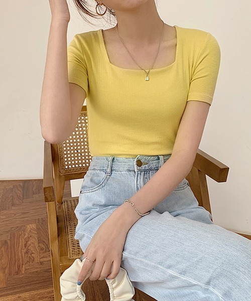 TheiaIvy(スィアアイビー)の「スクエアネックカラーカットソー(Tシャツ/カットソー・レディース・ホワイト/ブラック/ベージュ/パープル/ブラウン/グレー/イエロー/ブルー/ライトベージュ・ONESIZE)」の9枚目の写真