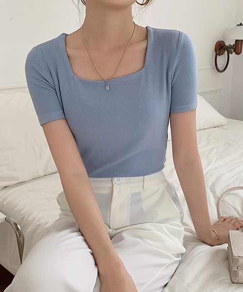 TheiaIvy(スィアアイビー)の「スクエアネックカラーカットソー(Tシャツ/カットソー・レディース・ホワイト/ブラック/ベージュ/パープル/ブラウン/グレー/イエロー/ブルー/ライトベージュ・ONESIZE)」の8枚目の写真
