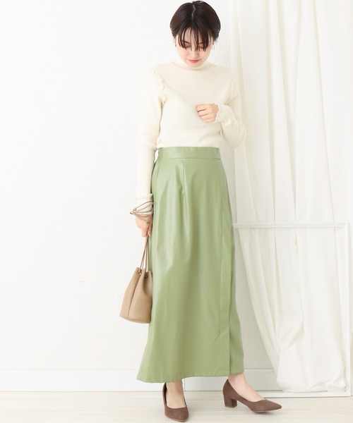 libelle more(リベル モア)の「フェイクレザー ナロースカート(スカート・レディース・アイボリー/ブラック/モカ/グリーン系その他/ゴールド・M/L)」の19枚目の写真