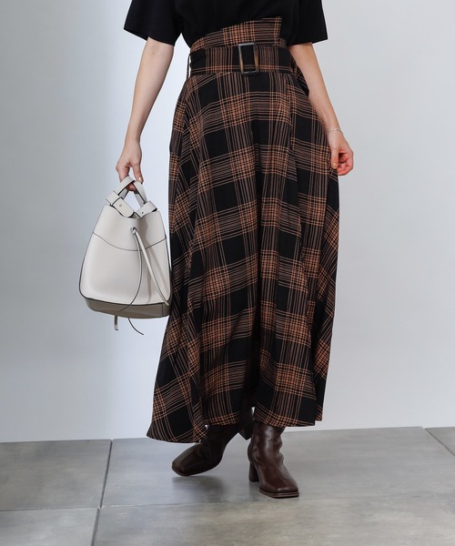 COLONY 2139（コロニートゥーワンスリーナイン）の「【WEB・一部店舗限定】ウエストベルトフレアスカート（スカート・レディース・ブラック/チェック・FREE）」の7枚目の写真