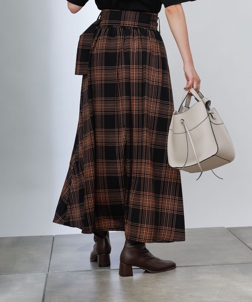 COLONY 2139（コロニートゥーワンスリーナイン）の「【WEB・一部店舗限定】ウエストベルトフレアスカート（スカート・レディース・ブラック/チェック・FREE）」の6枚目の写真