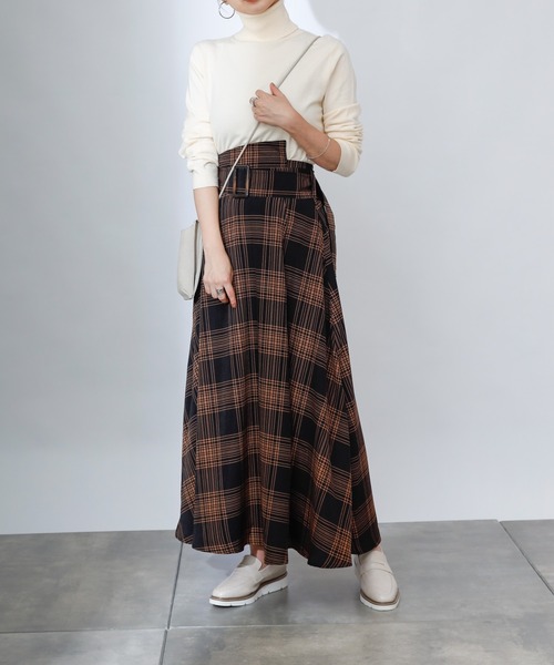 COLONY 2139（コロニートゥーワンスリーナイン）の「【WEB・一部店舗限定】ウエストベルトフレアスカート（スカート・レディース・ブラック/チェック・FREE）」の19枚目の写真