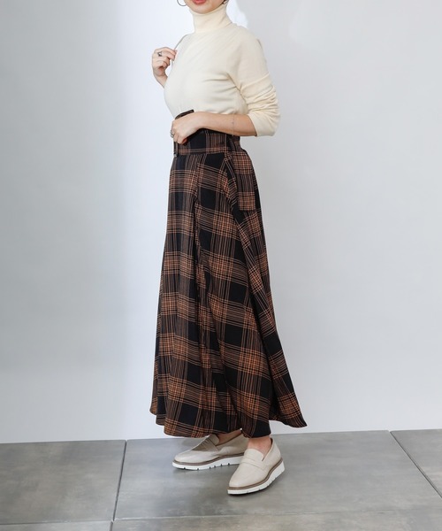 COLONY 2139（コロニートゥーワンスリーナイン）の「【WEB・一部店舗限定】ウエストベルトフレアスカート（スカート・レディース・ブラック/チェック・FREE）」の22枚目の写真