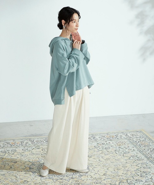 ONIGIRI（オニギリ）の「コーデュロイ　ワイドパンツ（その他パンツ・レディース・ブラウン/アイボリー・SMALL/MEDIUM/LARGE）」の9枚目の写真