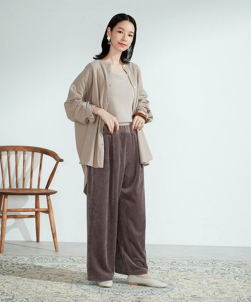 ONIGIRI（オニギリ）の「コーデュロイ　ワイドパンツ（その他パンツ・レディース・ブラウン/アイボリー・SMALL/MEDIUM/LARGE）」の17枚目の写真