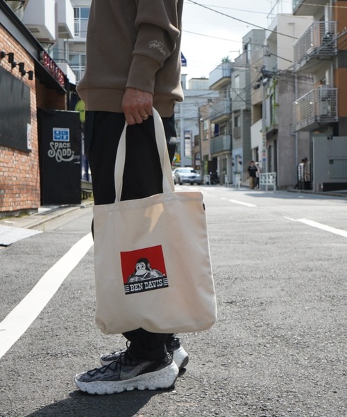 BEN DAVIS（ベンデイビス）の「《BEN DAVIS》PRINT　TOTE（トートバッグ・メンズ・レッド/カモフラージュ・FREE）」の2枚目の写真