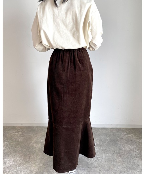 MLI'A（エムリア）の「コーデュロイマーメイド／スカート（スカート・レディース・アイボリー/カーキ/ブラウン・FREE）」の5枚目の写真