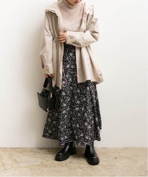 RANDA（ランダ）の「オーバーサイズマウンテンパーカー（マウンテンパーカー・レディース・ベージュ/カーキ/アイボリー・FREE）」の4枚目の写真