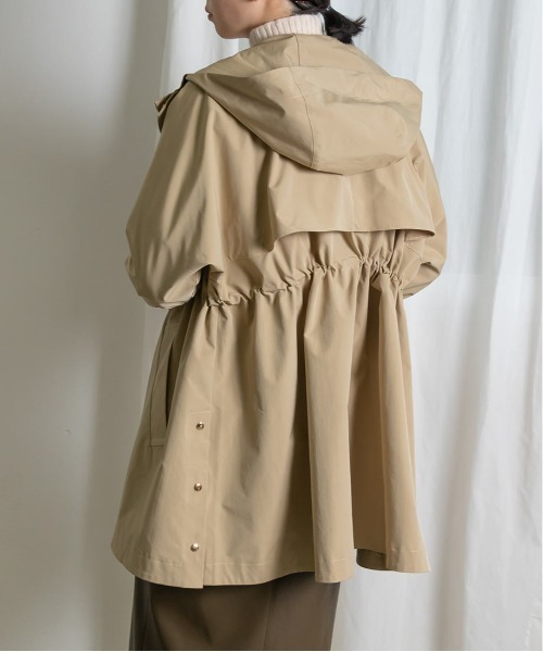 RANDA（ランダ）の「オーバーサイズマウンテンパーカー（マウンテンパーカー・レディース・ベージュ/カーキ/アイボリー・FREE）」の8枚目の写真