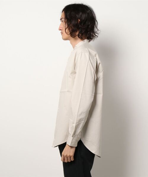 CRAFT STANDARD BOUTIQUE（クラフトスタンダードブティック）の「バイオバンドカラーシャツ　＊（シャツ/ブラウス・メンズ・チャコールグレー/ベージュ/グリーン/アイボリー・LL/M/L）」の6枚目の写真