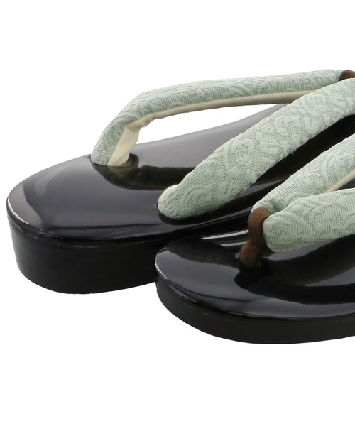 kimonomachi（キモノマチ）の「レディース 草履 単品 日本製 KIMONOMACHI オリジナル（和装小物・レディース・ワインレッド/ブラウン/ブラック/ブルーグレー/ダークブラック/ミント・M/L/LL）」の15枚目の写真