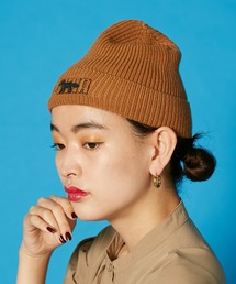 メゾン キツネ ×プーマ  ビーニー
ニット帽です。

新品未使用になります。 PUMA プーマ puma x Maison Kitsune ミニ フィッシャーマン