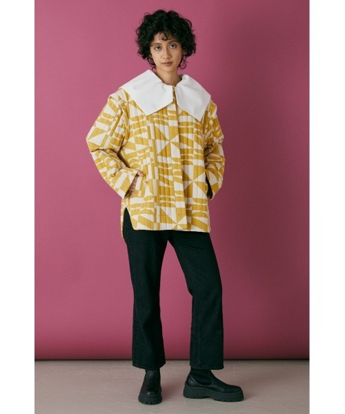 BLACK BY MOUSSY(ブラックバイマウジー)の「pattern quilting jacket(パターンキルティングジャケット)(テーラードジャケット・レディース・ベージュ系その他・FREE)」の6枚目の写真