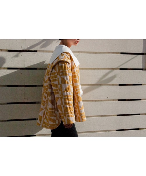 BLACK BY MOUSSY(ブラックバイマウジー)の「pattern quilting jacket(パターンキルティングジャケット)(テーラードジャケット・レディース・ベージュ系その他・FREE)」の20枚目の写真