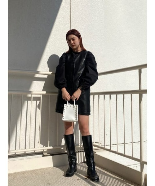 MOUSSY（マウジー）の「F／LEATHER MINI A LINE スカート（スカート・レディース・ベージュ/ブラック・1/2）」の21枚目の写真