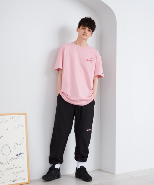 tommy jeans（トミー ジーンズ）の「シグネチャーロゴTシャツ（T