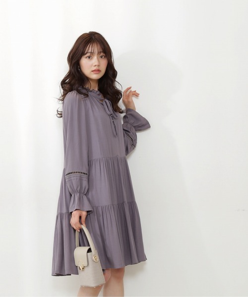 PROPORTION BODY DRESSING（プロポーションボディドレッシング）の「＜Ｅ＞スリーブデザインティアードミニワンピ / 1212147202（ワンピース・レディース・グレー/ダークグレー・SMALL/MEDIUM）」の8枚目の写真