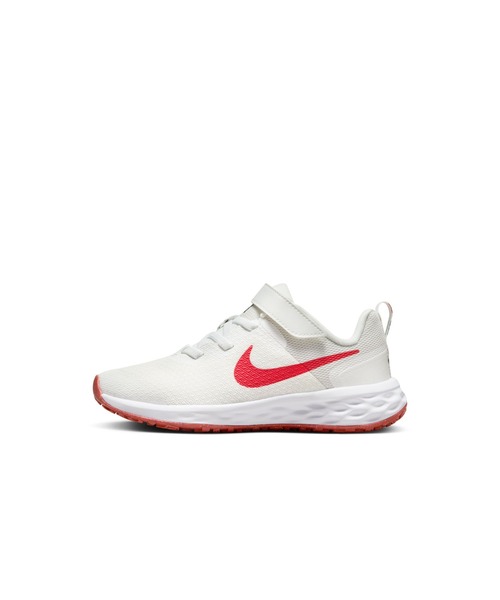 NIKE(ナイキ)の「ナイキ レボリューション 6 キッズシューズ / Nike Revolution 6 Little Kids' Shoes(スニーカー・キッズ・ブラック/ブルー系その他/レッド/ホワイト/ブルー系その他2/アイボリー・20.5/20/16.5/17.5/17/18.5/18/19.5/19/21.5/21/22)」の3枚目の写真
