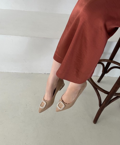 ORiental TRaffic（オリエンタルトラフィック）の「WEB限定■ビジューバックルモチーフパンプス/25102（パンプス・レディース・ブラック/ベージュ・40/38/39/41/42/43/35/36/37/34/33）」の6枚目の写真