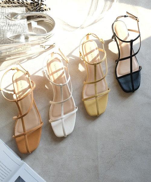 AmiAmi(アミアミ)の「キトゥンヒールアンクルストラップサンダル(サンダル・レディース・ブラック/ベージュ/イエロー/アイボリー・LL/S/M/L)」の5枚目の写真