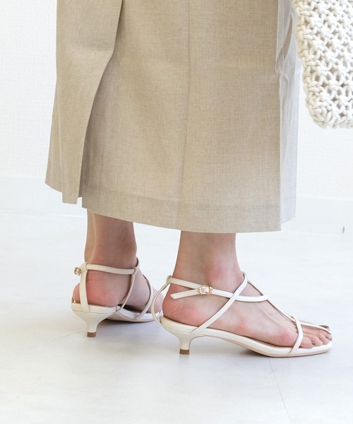 AmiAmi(アミアミ)の「キトゥンヒールアンクルストラップサンダル(サンダル・レディース・ブラック/ベージュ/イエロー/アイボリー・LL/S/M/L)」の22枚目の写真