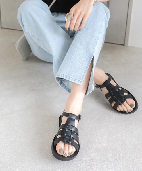 VIVIAN（ヴィヴィアン）の「カジュアルコンフォートグルカサンダル（サンダル・レディース・ブラック/キャメル/アイボリー/シルバー/ダークブラウン・L/S/M/LL）」の8枚目の写真