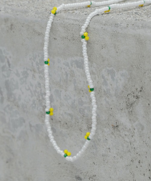 Ein（アイン）の「Ein/フルーツ・フラワービーズマスクチェーン（ネックレス・レディース・ピンク/イエロー系その他/ピンク系その他/レッド系その他/イエロー系その他2/レッド系その他2・FREE）」の2枚目の写真