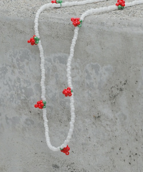 Ein（アイン）の「Ein/フルーツ・フラワービーズマスクチェーン（ネックレス・レディース・ピンク/イエロー系その他/ピンク系その他/レッド系その他/イエロー系その他2/レッド系その他2・FREE）」の5枚目の写真