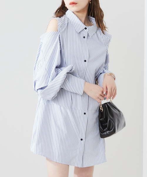 Chico（チコ）の「バックねじり肩開きシャツ（シャツ/ブラウス・レディース・ホワイト/ピンク/ブルー系その他2・FREE）」の3枚目の写真